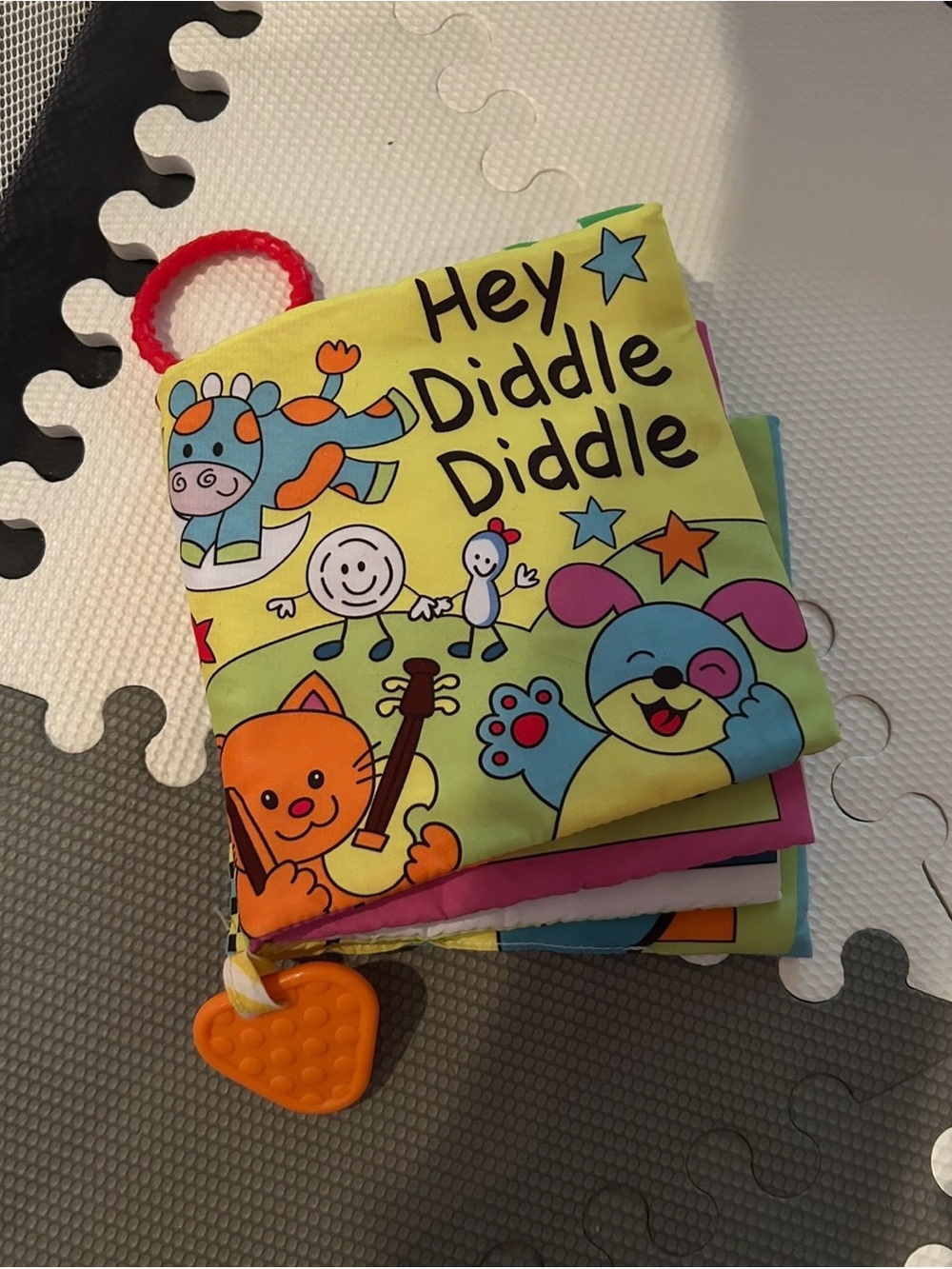 Hey Diddle Diddle Soft Baby Cloth Book - Yellow